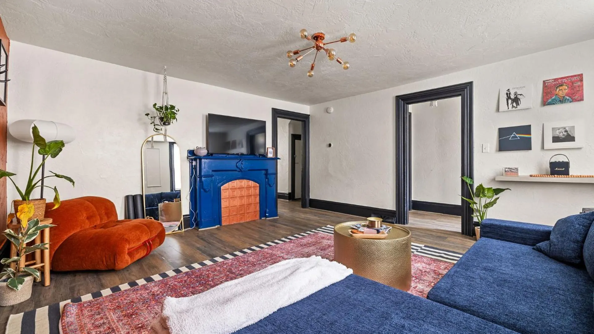 Eclectic Home - Pool Table & Games - Near Downtown Pittsburgh Holiday home